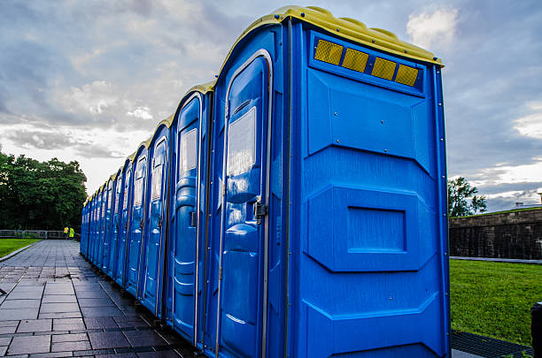 Porta potty delivery and setup in Stone Ridge, VA